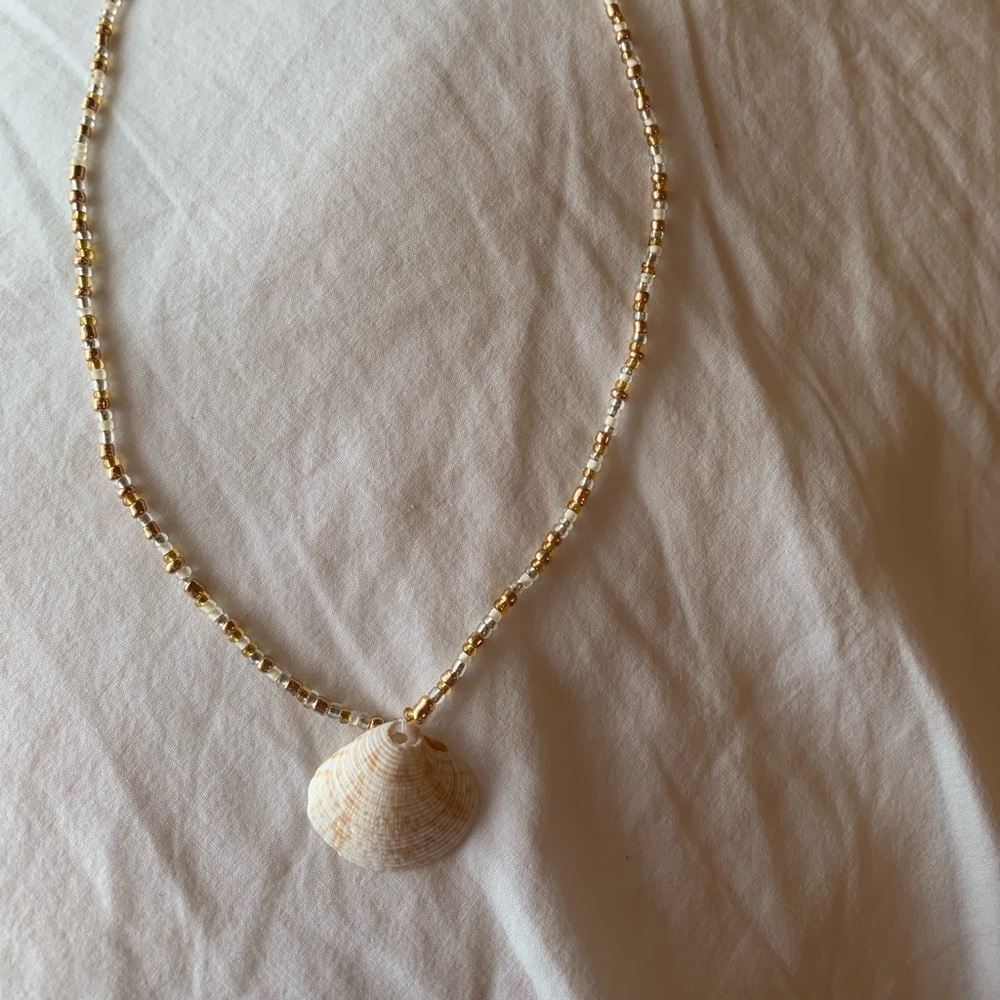 Sea shell necklace! Handmade!
